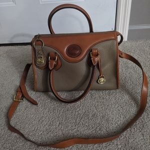 Vintage Dooney & Bourke leather purse